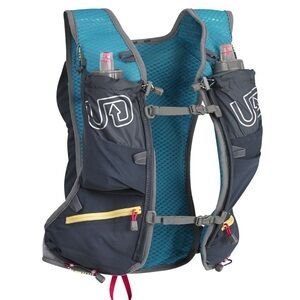 Ultimate Direction  Adventure Vesta 9L Hydration Vest - Women's Blue Sz XS/S